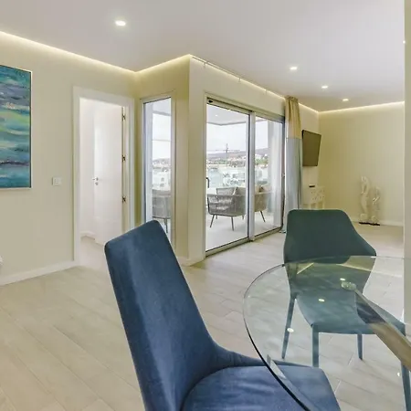 Tasteful And Elegant In Appartamento