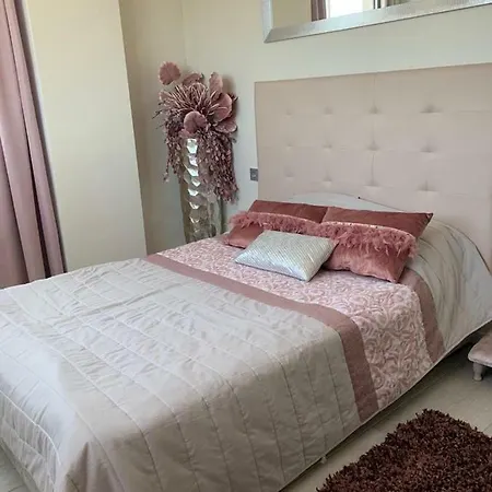 Tasteful And Elegant In Appartamento *