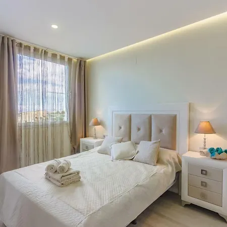 Tasteful And Elegant In * Playa Paraiso (Tenerife)