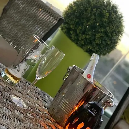 Tasteful And Elegant In Плайя-Параисо